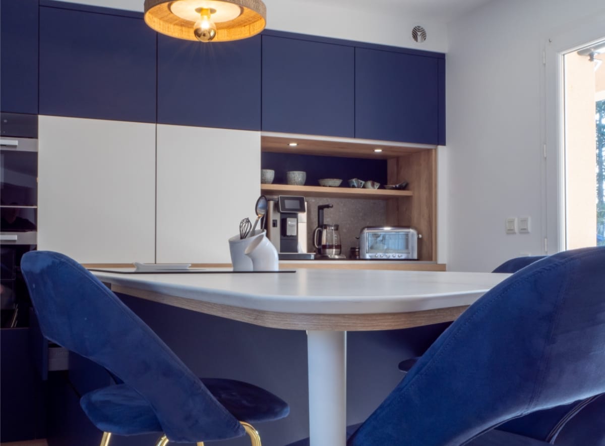 Une cuisine contemporaine dans un esprit \